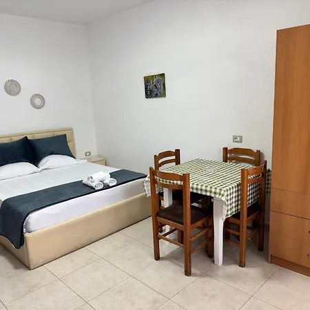 아파트 Amel's Comfortable Family Near