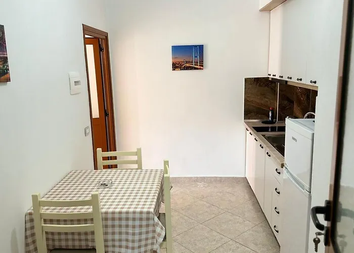 Amel's Comfortable Family Near *