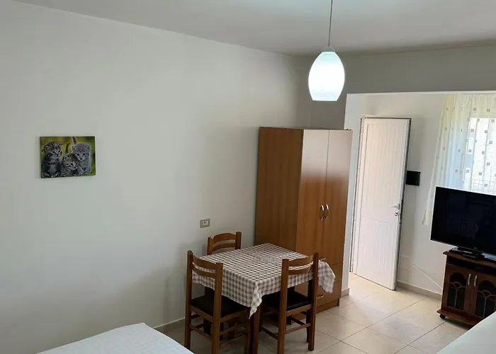 아파트 Amel's Comfortable Family Near 오리쿰