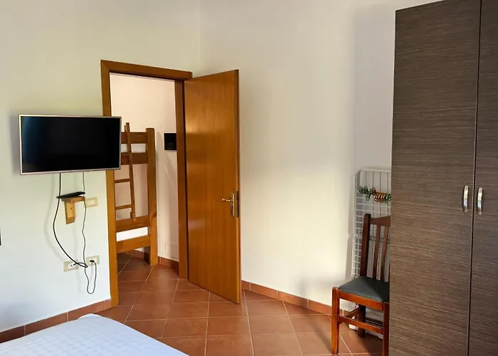 Amel's Comfortable Family Near 아파트 오리쿰