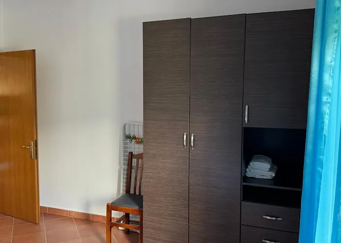 아파트 Amel's Comfortable Family Near 오리쿰