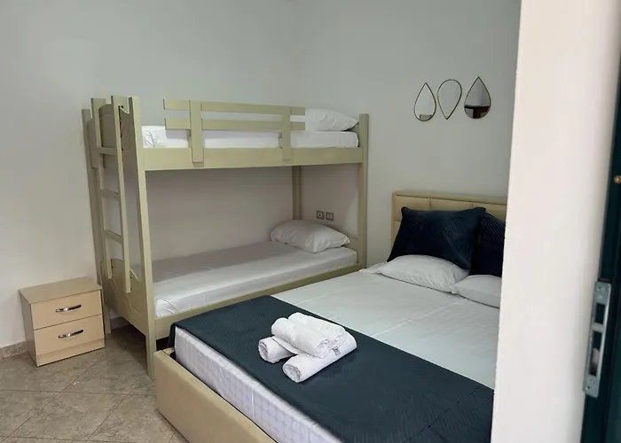 Amel's Comfortable Family Near 아파트 *