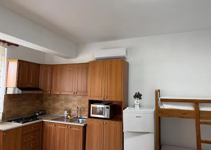 아파트 Amel's Comfortable Family Near