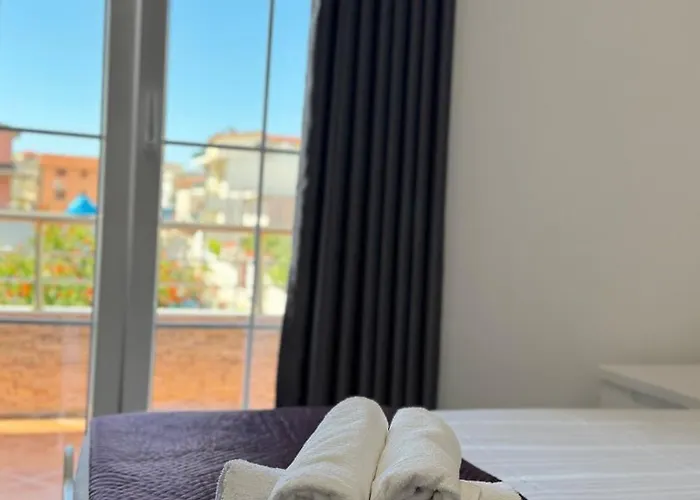 Amel's Comfortable Family Near