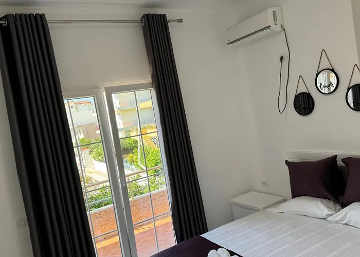 Amel's Comfortable Family Near 아파트