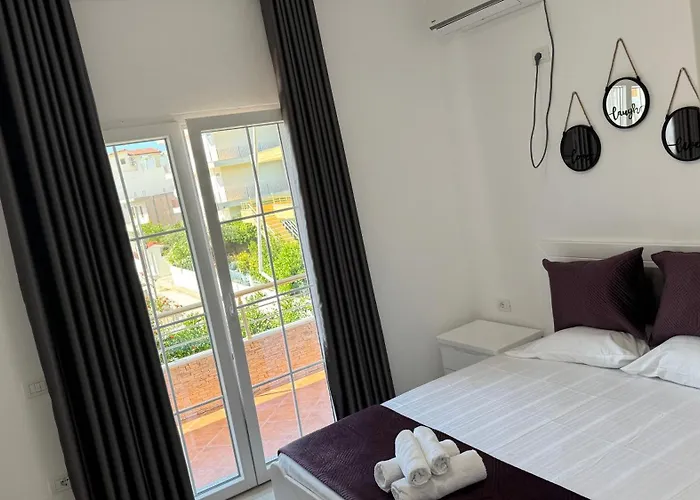 Amel's Comfortable Family Near 아파트 오리쿰