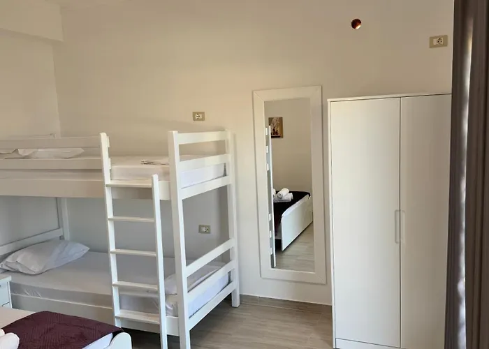 Amel's Comfortable Family Near