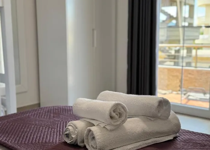 Amel's Comfortable Family Near