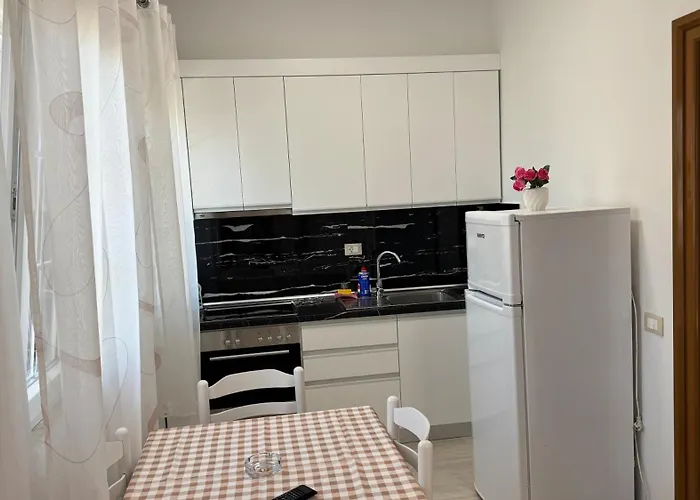 Amel's Comfortable Family Near